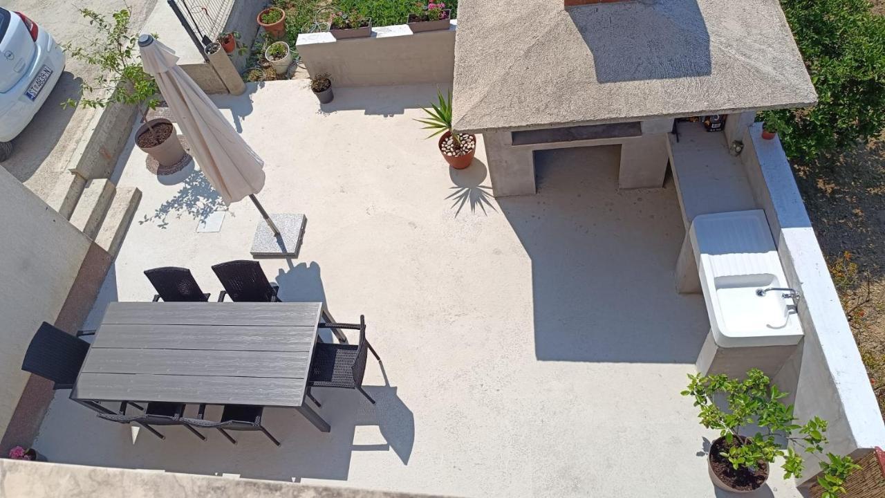 Apartment Ruby Podstrana Bagian luar foto
